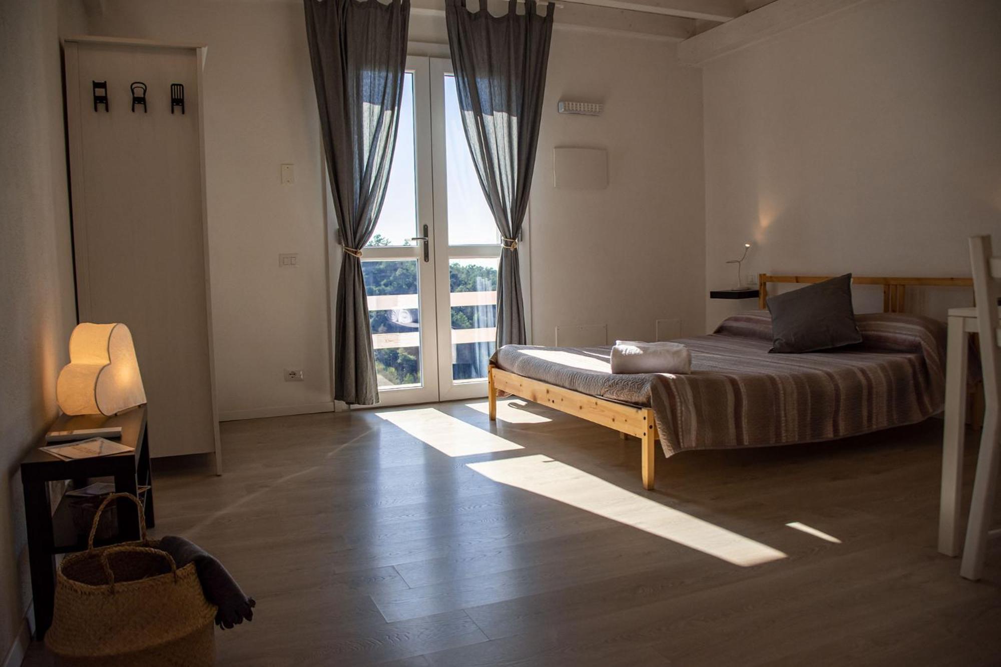 Agriturismo Orto Dei Rolli مونيلّي الغرفة الصورة